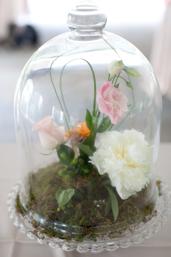 Floral-Moss-Terrarium-Centerpiece