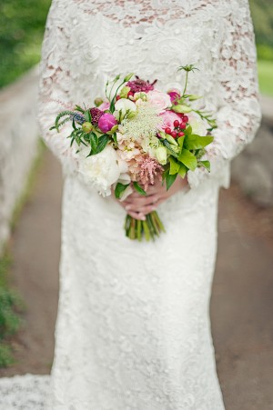 Natural-Pink-White-Wedding-Bouquet