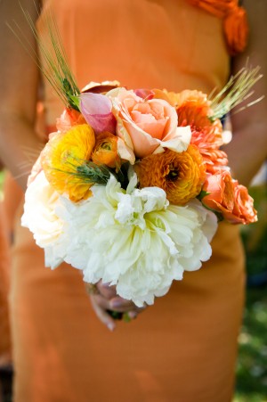 Orange-and-White-Bouquet