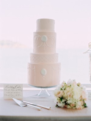 Pale-Pink-White-Classic-Wedding-Cake