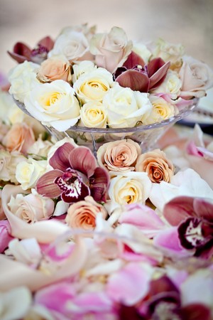 Roses-and-Petal-Decor