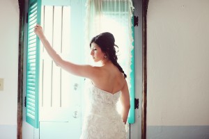 Shabby-Chic-Vintage-Bridal-Shoot-by-Christina-Carroll-21