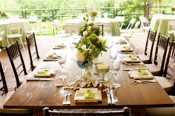 Southern-Rustic-Tablescape