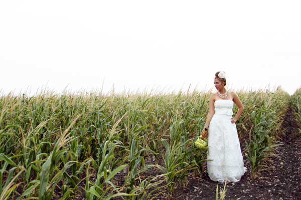 Texas-Cornfield-and-Yellow-Chevron-Wedding-Inspiration-by-Shalyn-Nelson-Photography-6