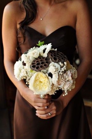 9-Cream-and-Brown-Bouquet