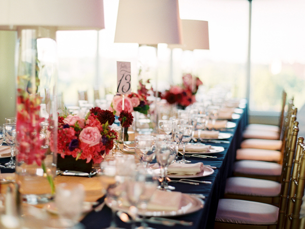 Red-and-Pink-Tablescape