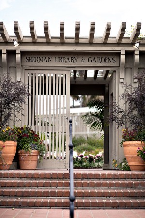 Sherman-Library-and-Gardens-Wedding