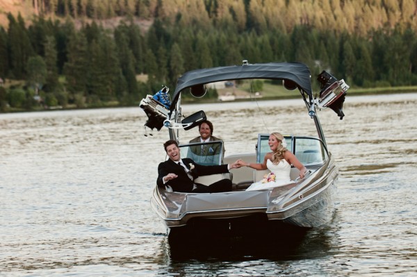 Speedboat-Wedding-Entrance