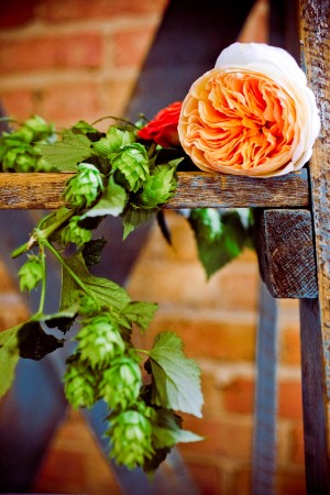 Wedding-Flowers-with-Hops