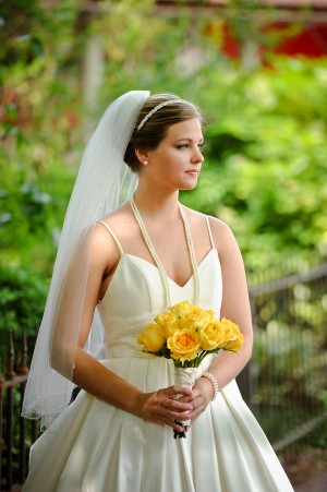 Classicly-Elegant-Bride