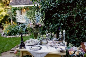 Garden-Tea-Party-Wedding-Inspiration