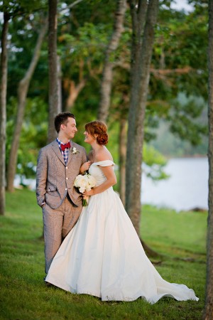 Nashville-Americana-Lakefront-Wedding-by-Amber-Housley-and-Kristyn-Hogan-5