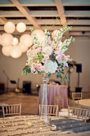 Tall-Pink-and-White-Centerpiece