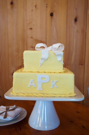 Yellow-Monogram-Wedding-Cake