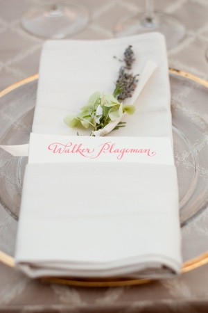 Calligraphy-Placesetting-Napkin-Wrap