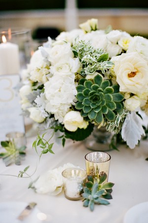 Ivory-Rose-and-Succulent-Centerpiece