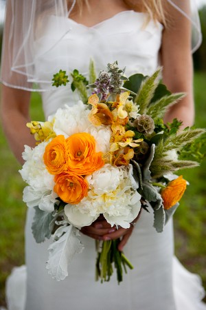 Orange-Green-White-Elegant-Bouquet