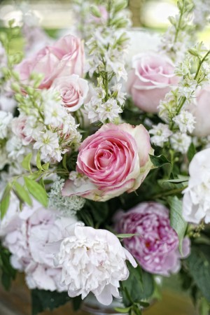 Pink-Peony-and-Rose-Flower-Arrangement