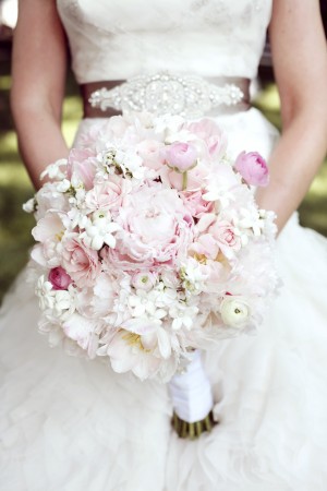 Pretty-Pink-Blush-and-White-Wedding-Bouquet