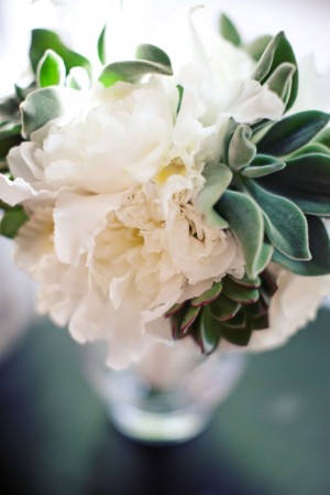 White-Peony-and-Succulent-Bouquet