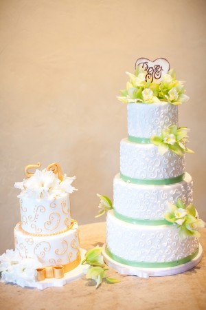 Green-White-Orange-Wedding-Cakes