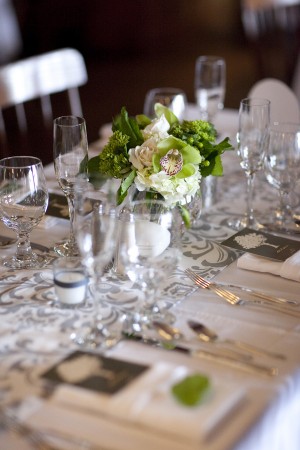 Green-White-and-Champagne-Tablescape