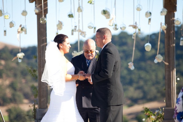Outdoor-California-Winery-Wedding-Ceremony