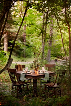 Rustic-Dining-Table-Outdoor