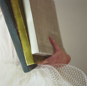 Velvet-Wedding-Guestbook