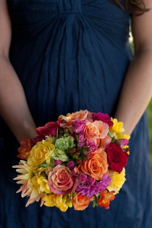 Warm-Bridesmaids-Bouquet