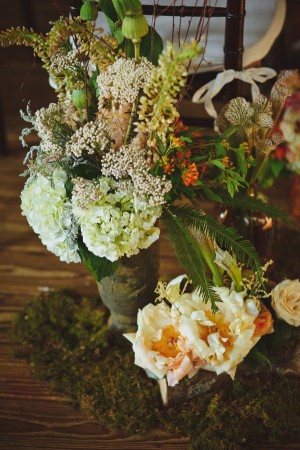 Wedding-Ceremony-Flower-Decor