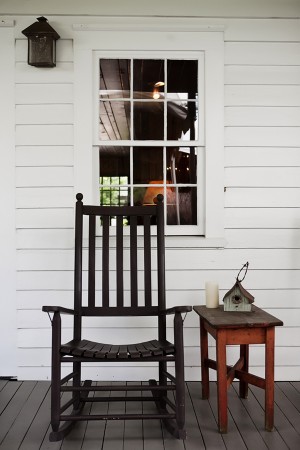 Cabin-Rocking-Chair