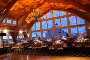 Candlelit-Boathouse-Wedding-Reception