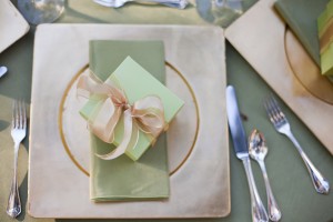 Mint-and-Gold-Wedding-Place-Setting