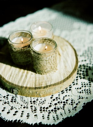 Natural-Wood-and-Twine-Centerpiece