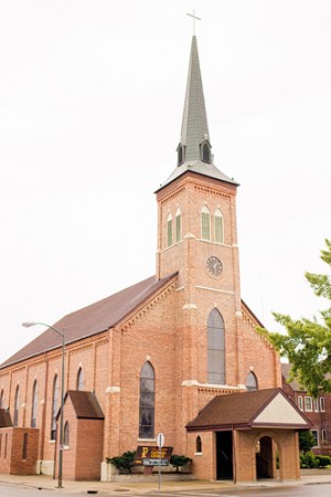 St-Joseph-Catholic-Church-Michigan-Wedding-1