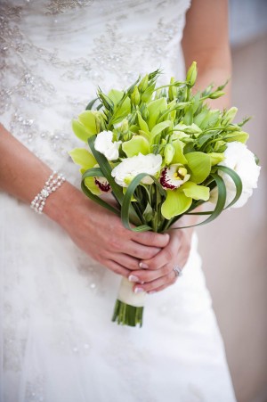 Green-Orchid-Lisianthus-Bouquet