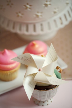 Pinwheel-Cupcake-Topper