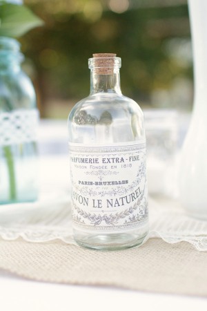 Vintage-Bottle-Table-Decor