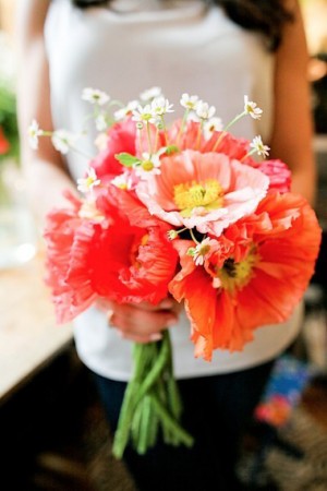 bright-poppy-bouquet