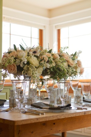 Elegant-Spring-Blush-and-Ivory-Tablescape-by-Rodeo-and-Co-Photography-2