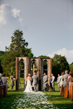 Outdoor-Cathedral-Wedding