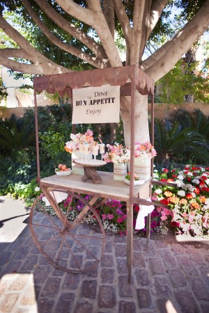 Wedding-Dessert-Cart