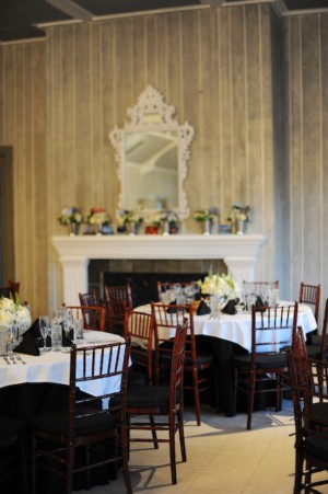 Black-and-White-Table-Linens