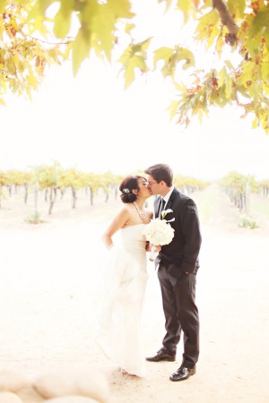 Elegant-California-Vineyard-Winery-Wedding-by-Adrienne-Gunde-2