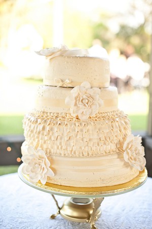 Ivory-Ruffled-Wedding-Cake