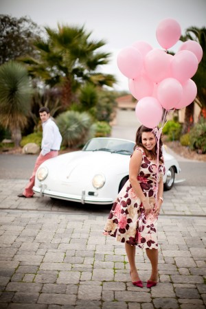 Pink-Balloon-Engagement-Shoot