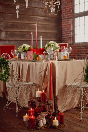 Red-and-Green-Wedding-Table