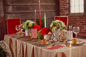Rustic-Woodsy-Tablescape