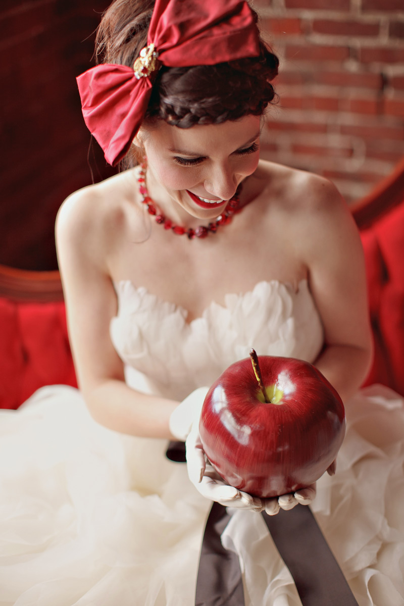 Snow White Wedding Inspiration
